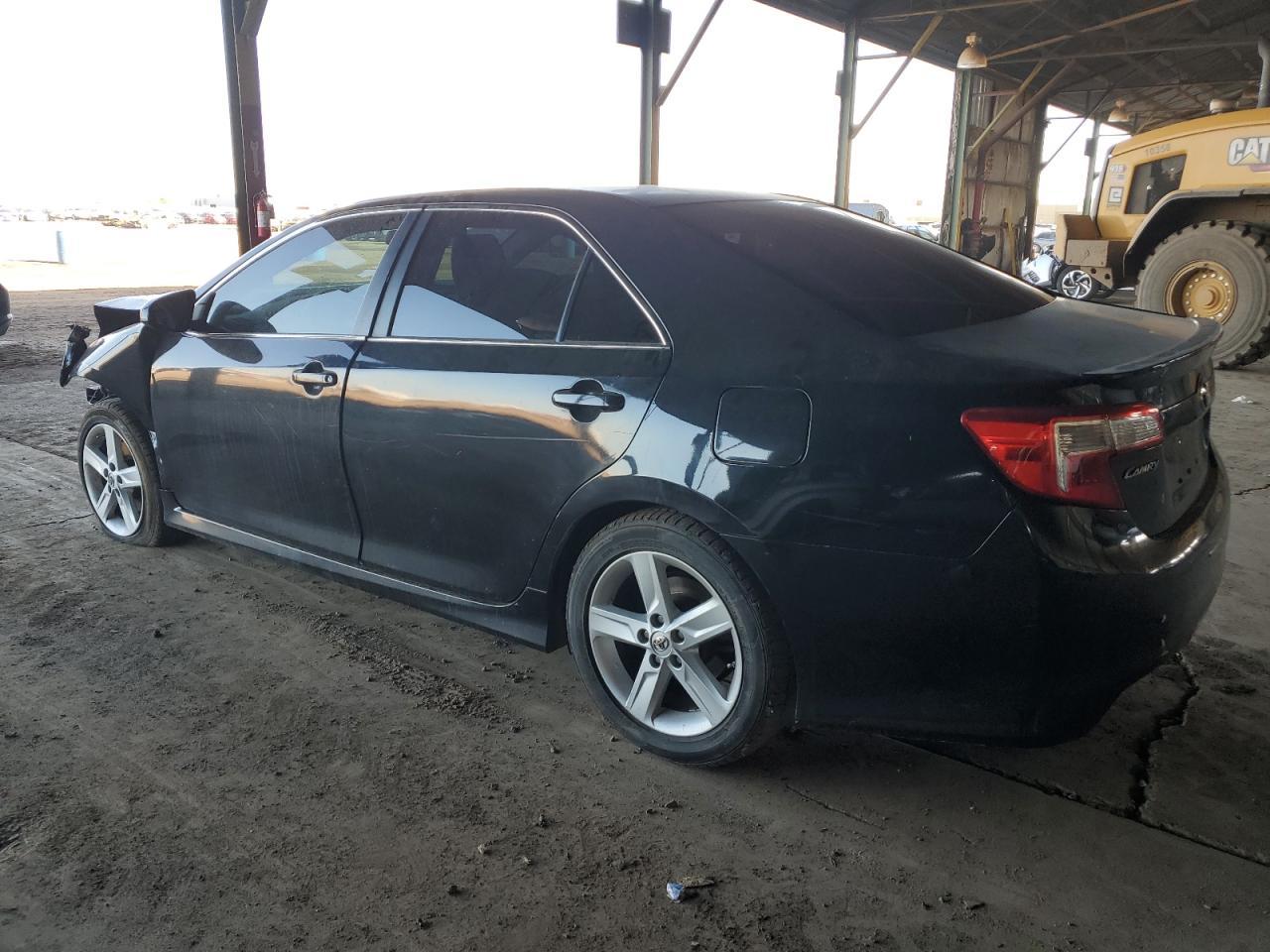 2013 TOYOTA CAMRY L - Image 2
