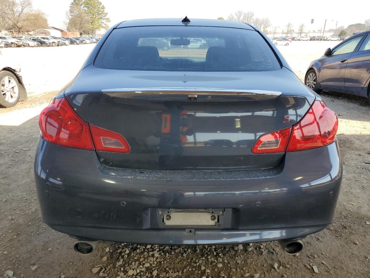 2011 INFINITI G37 BASE - Фото 6