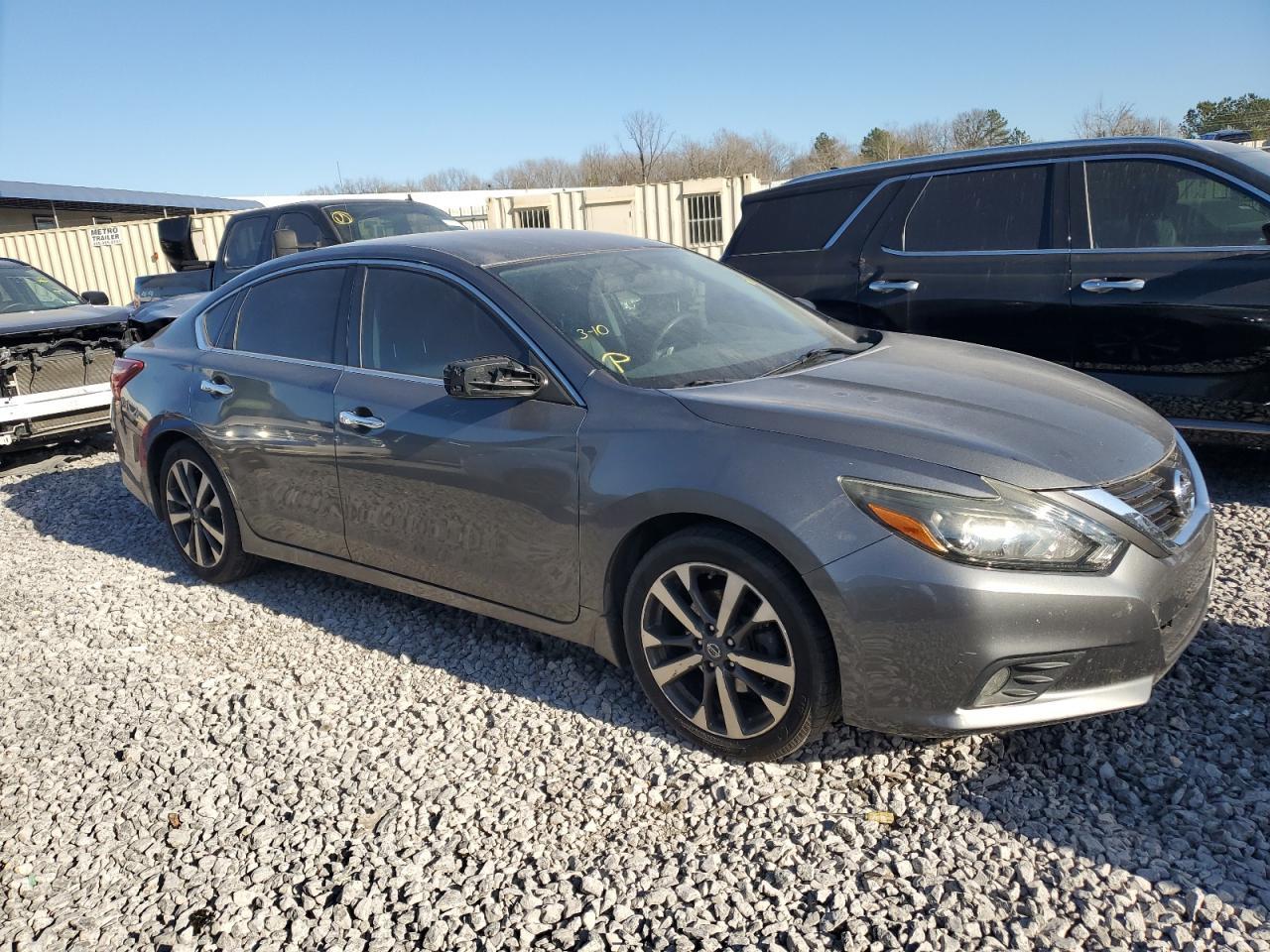 2017 NISSAN ALTIMA 2.5 - Фото 4