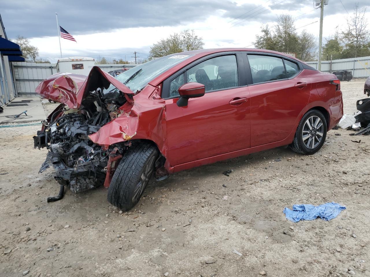 2021 NISSAN VERSA SV