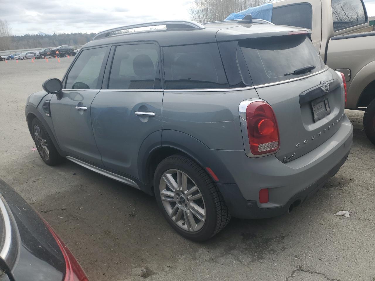 2017 MINI COOPER COU - Image 2