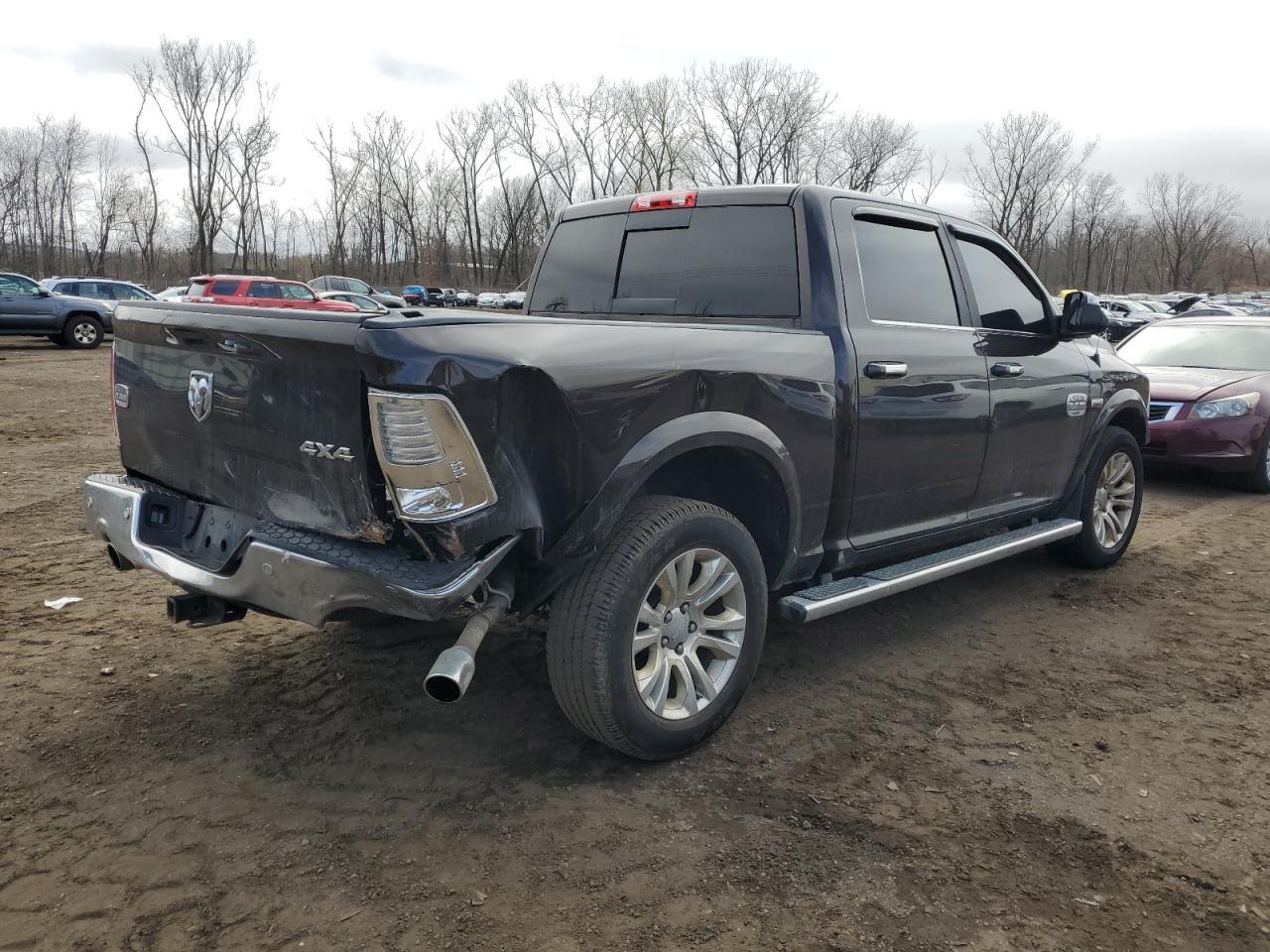 2017 RAM 1500 LONGH - Фото 3