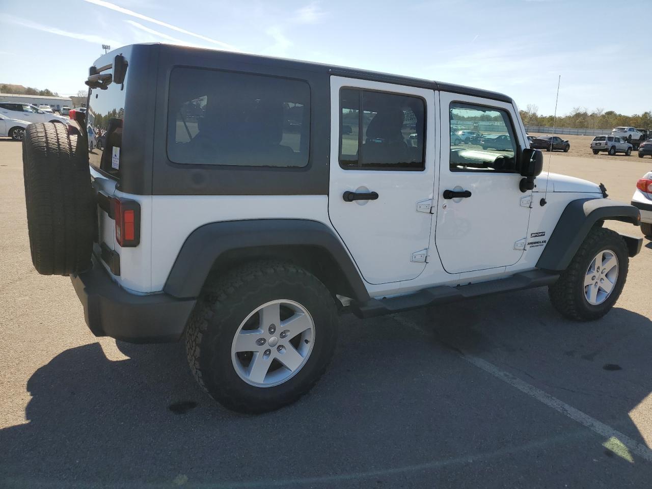 2017 JEEP WRANGLER U - Image 3
