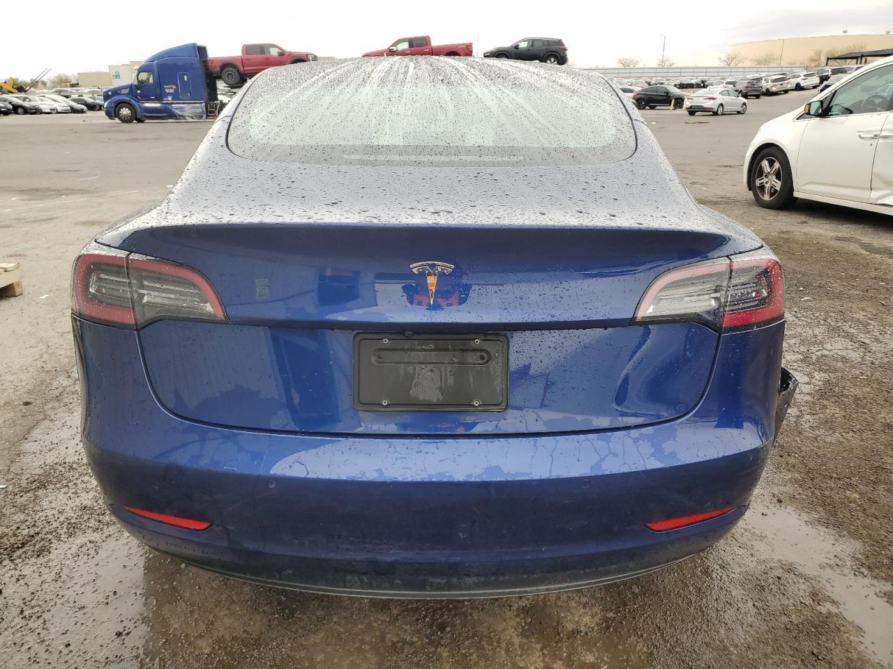 2022 TESLA MODEL 3 - Image 6