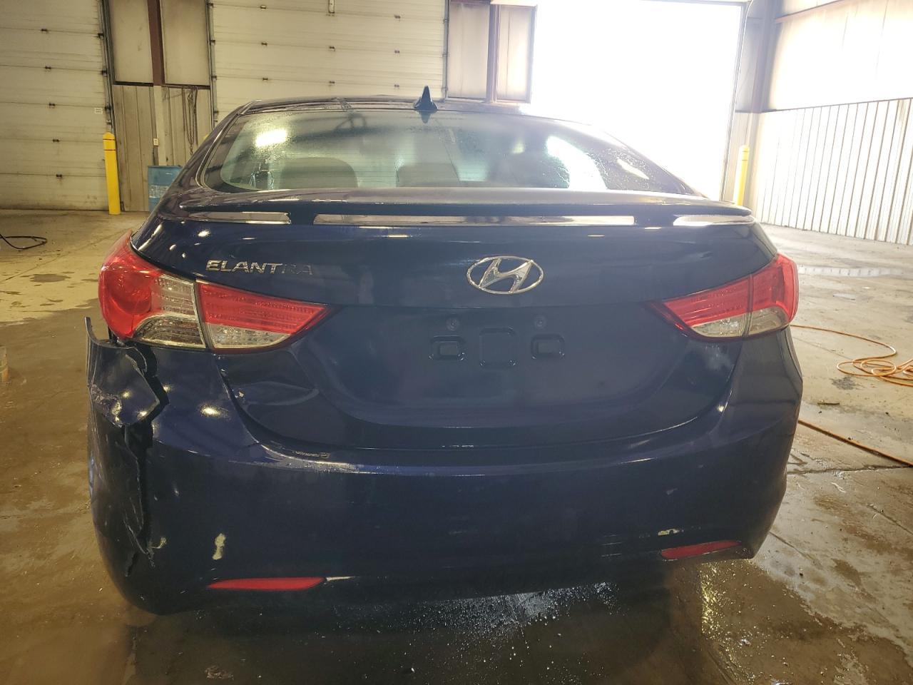 2011 HYUNDAI ELANTRA GL - Image 6