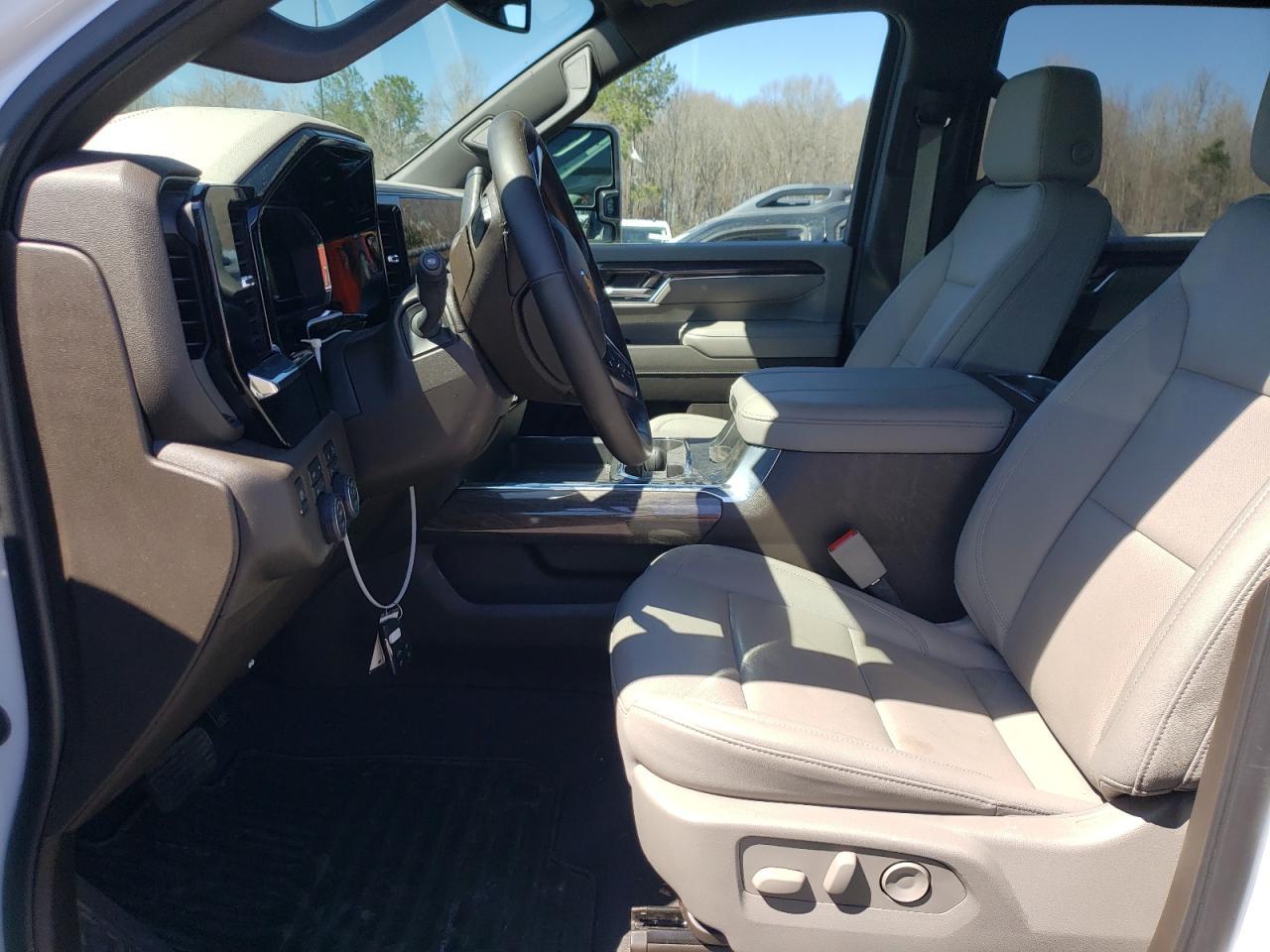 2024 CHEVROLET SILVERADO - Image 7