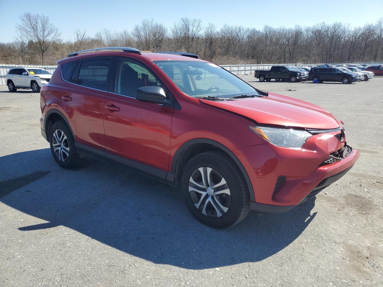 2016 TOYOTA RAV4 LE - Фото 4