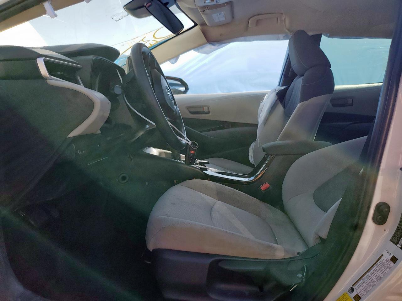 2022 TOYOTA COROLLA LE - Фото 7