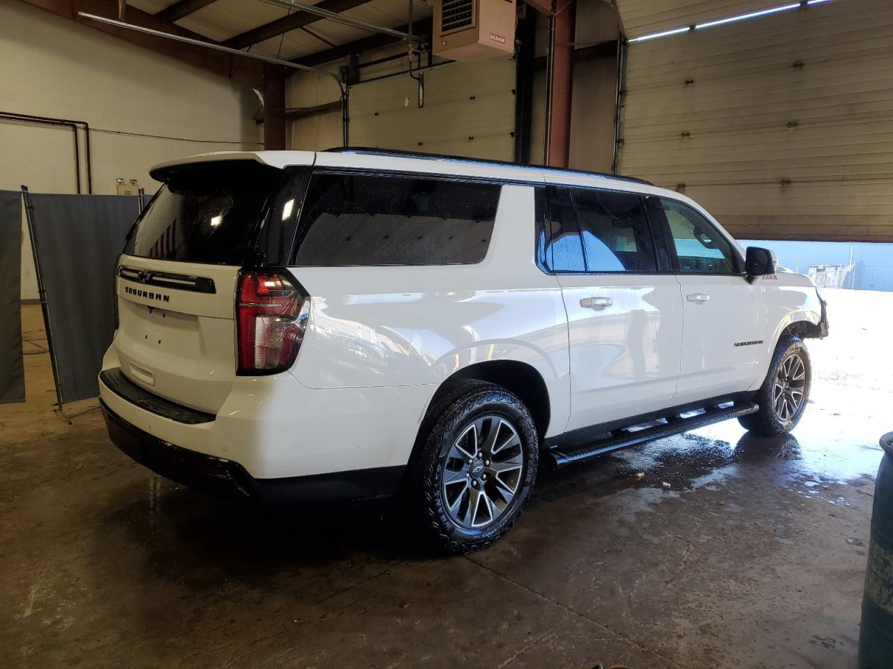 2023 CHEVROLET SUBURBAN K - Фото 3
