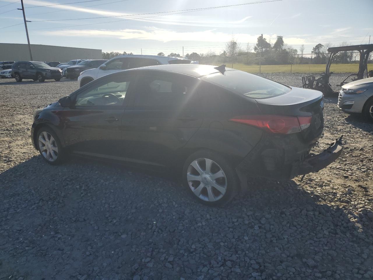 2011 HYUNDAI ELANTRA GL - Image 2