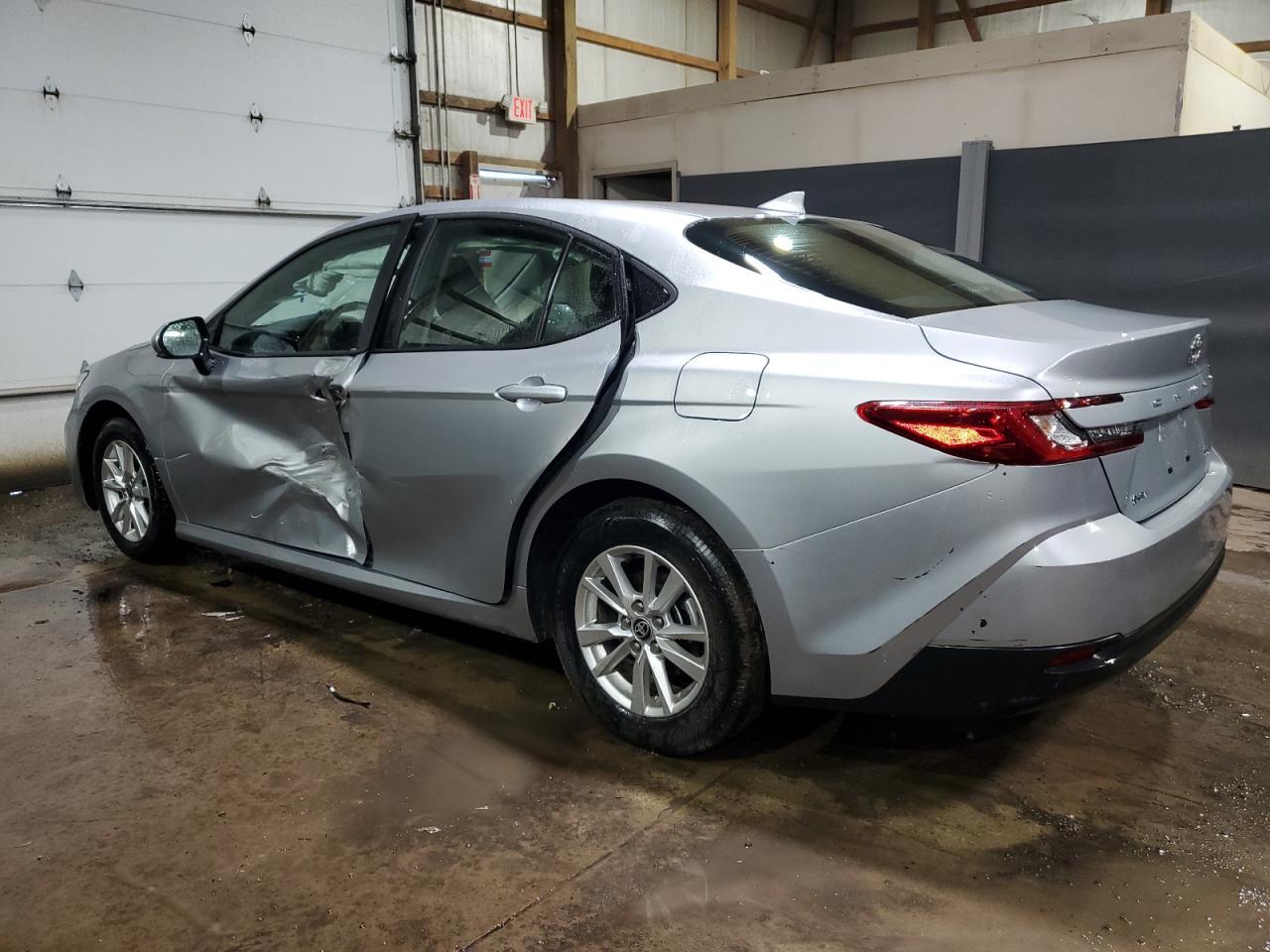 2025 TOYOTA CAMRY XSE - Image 2