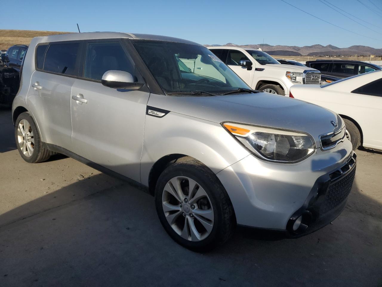 2016 KIA SOUL + - Image 4
