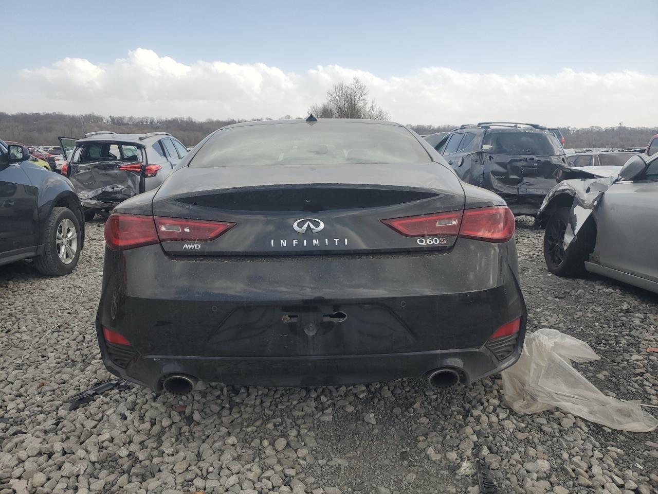2017 INFINITI Q60 RED SP - Image 6