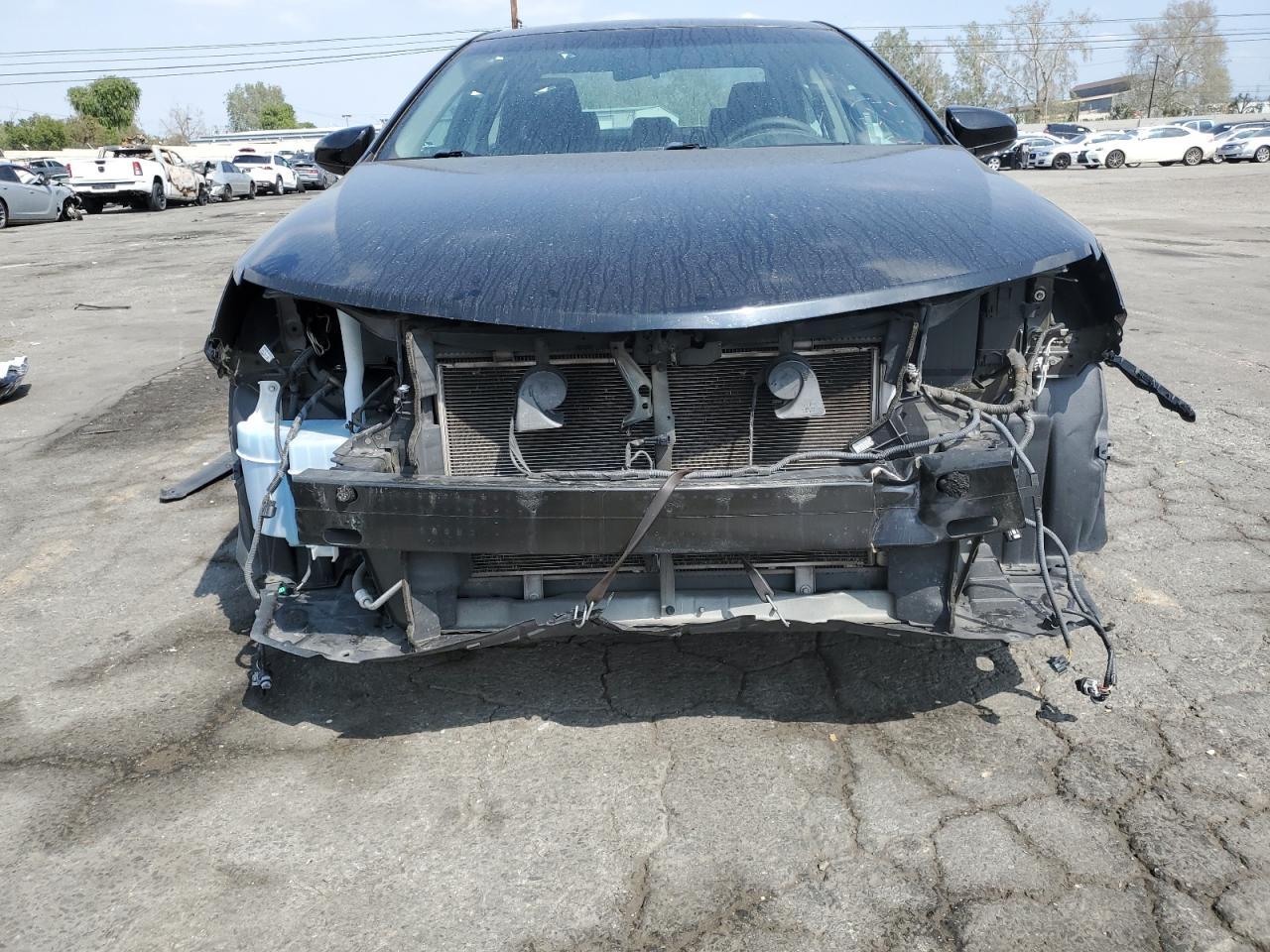 2013 TOYOTA CAMRY L - Image 5