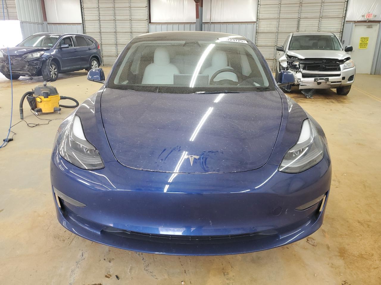2022 TESLA MODEL 3 - Image 5