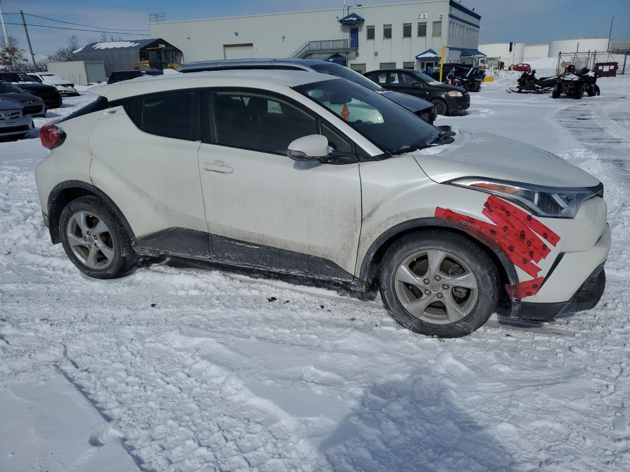 2019 TOYOTA C-HR XLE - Фото 4