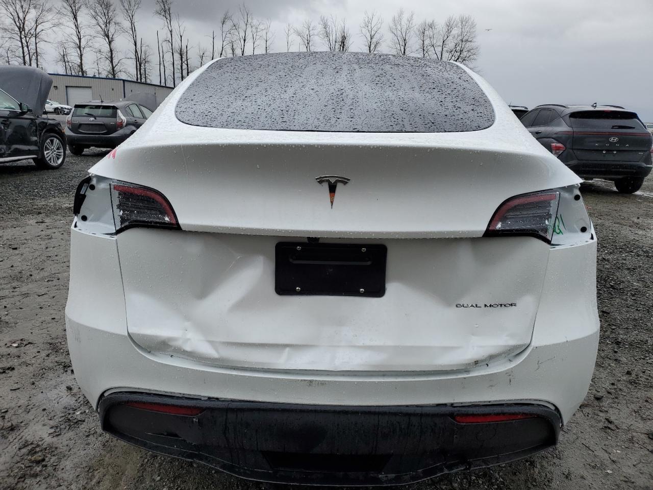 2025 TESLA MODEL Y - Image 6