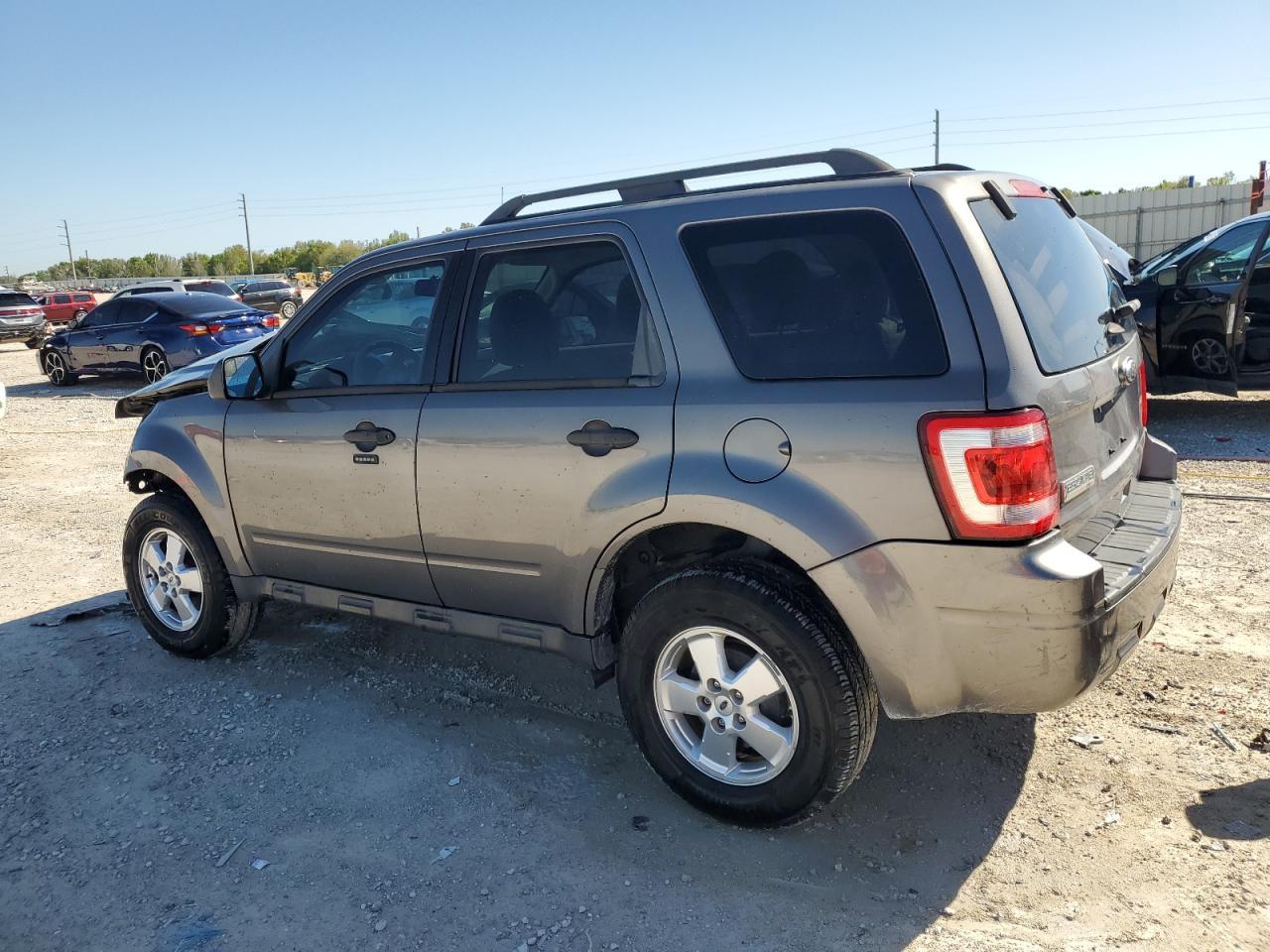 2012 FORD ESCAPE XLT - Фото 2