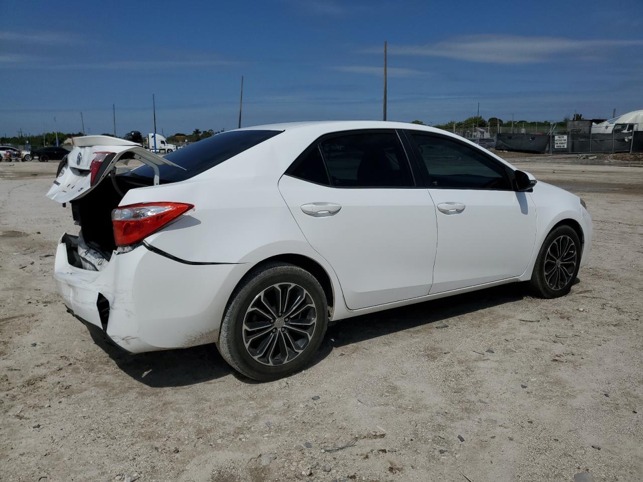 2016 TOYOTA COROLLA L - Фото 3