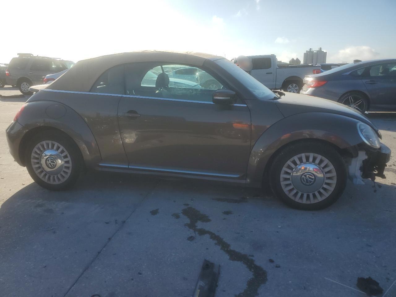2014 VOLKSWAGEN BEETLE - Image 4