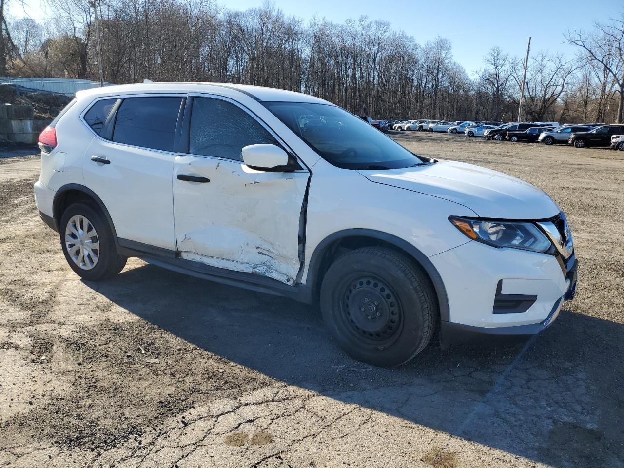 2017 NISSAN ROGUE S - Фото 4