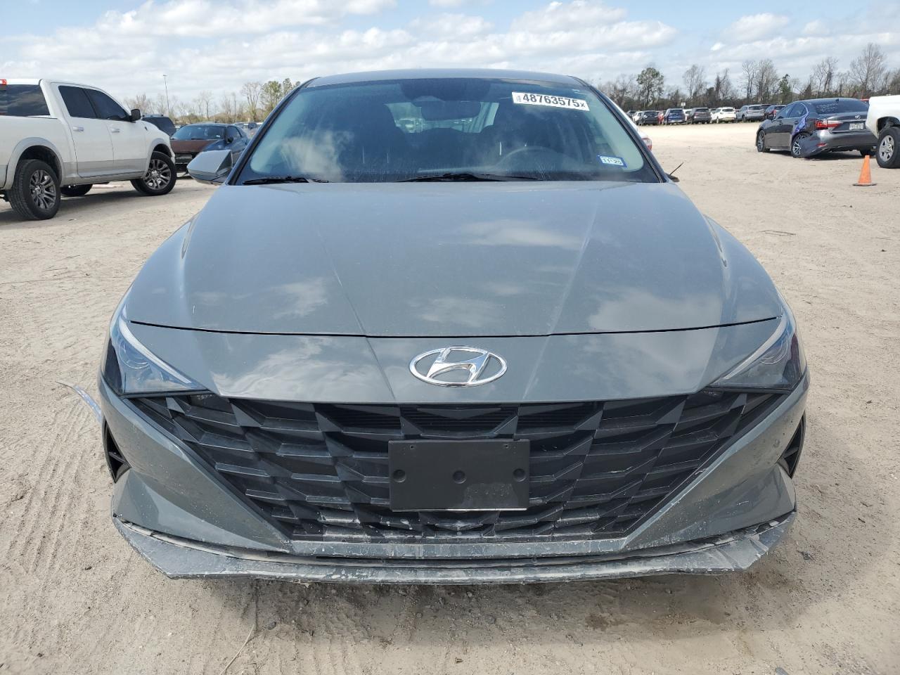 2022 HYUNDAI ELANTRA SE - Image 5