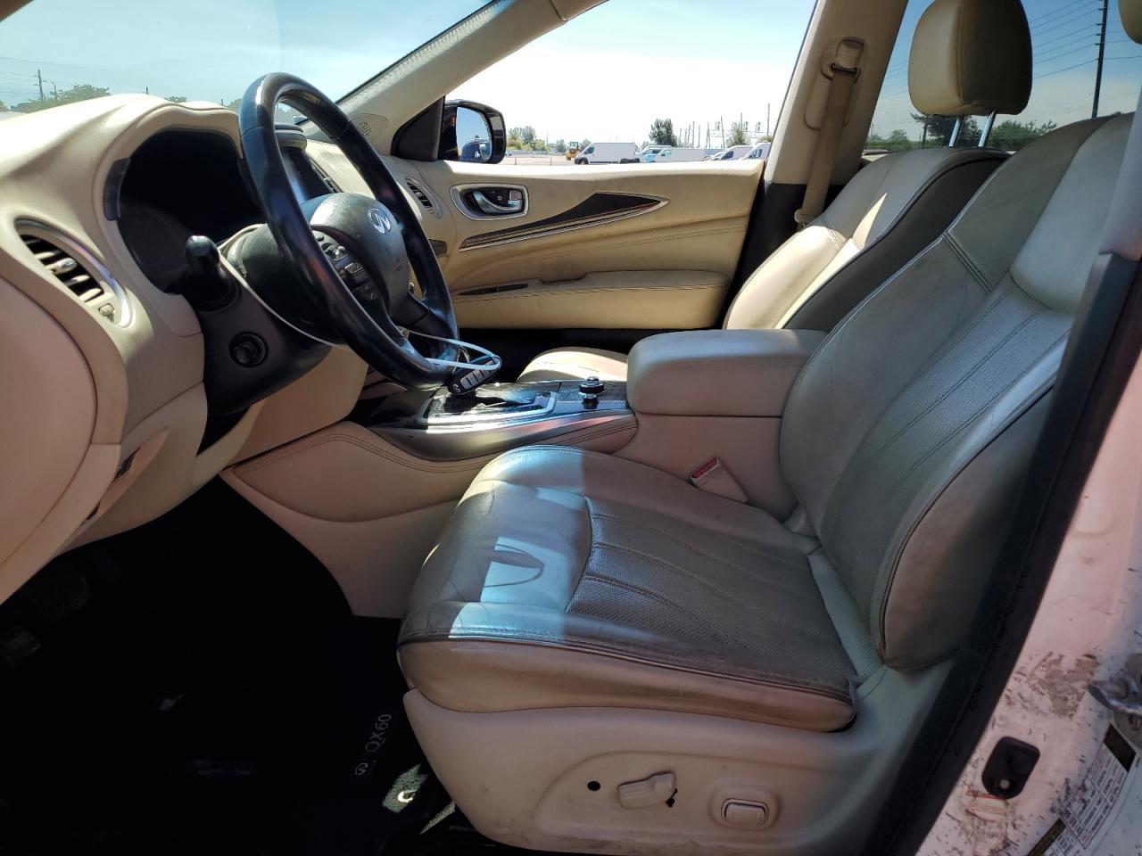 2016 INFINITI QX60 - Фото 7