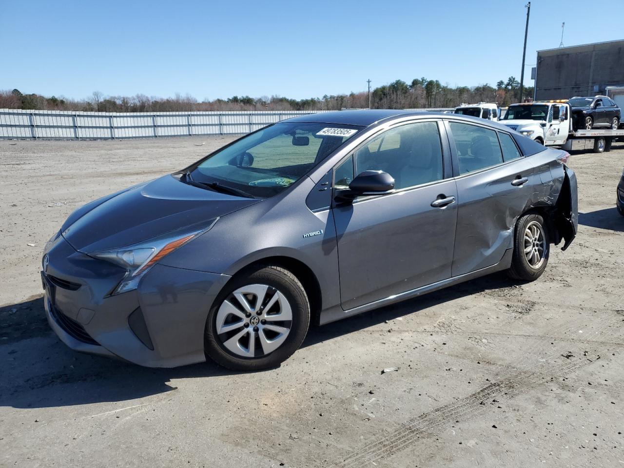 2016 TOYOTA PRIUS