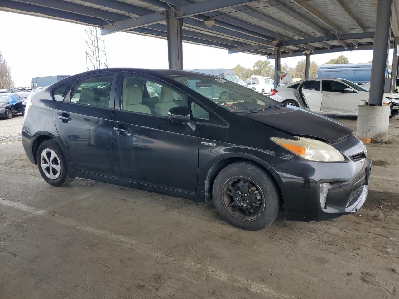 2013 TOYOTA PRIUS - Image 4