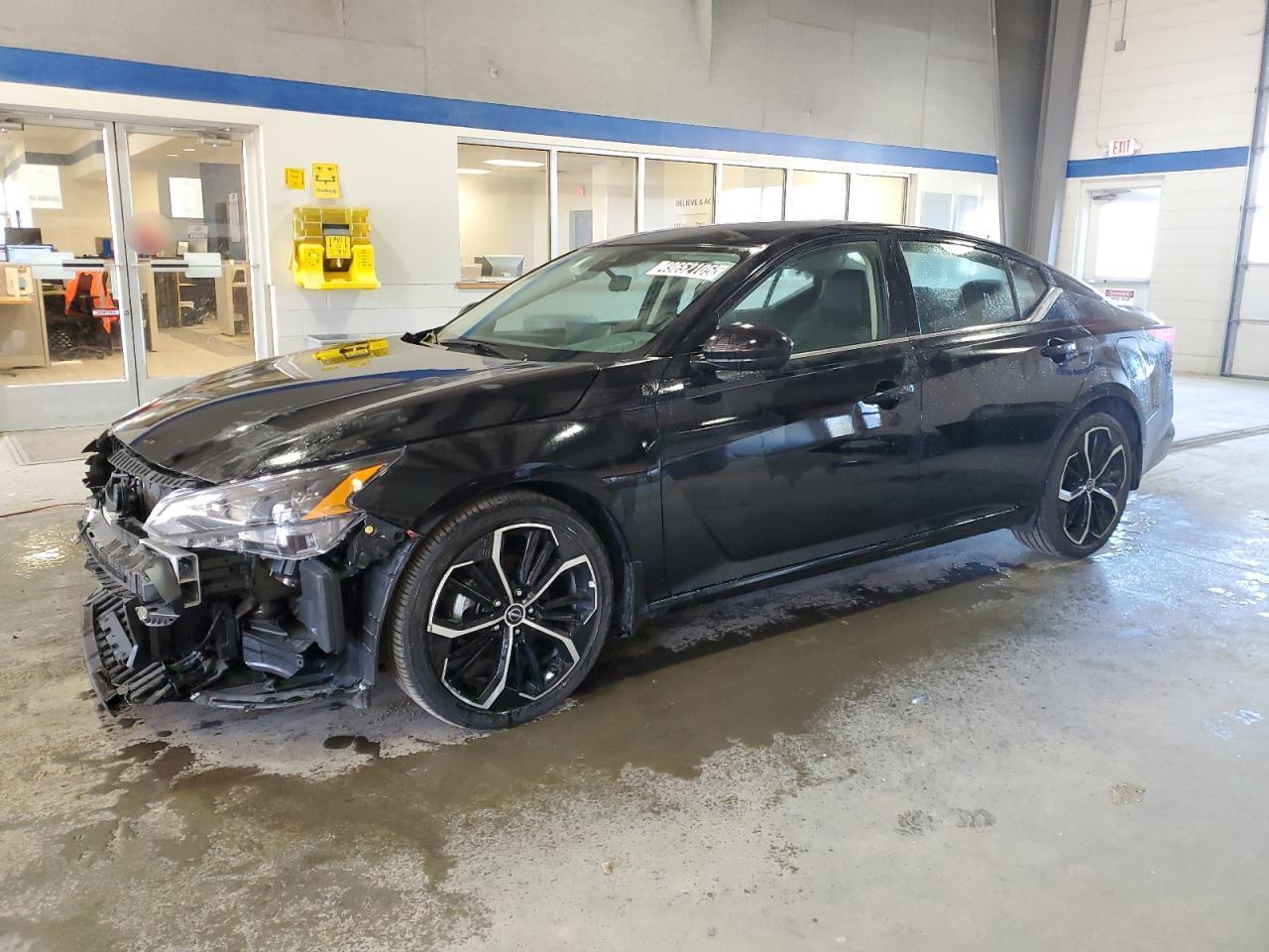 2024 NISSAN ALTIMA SR