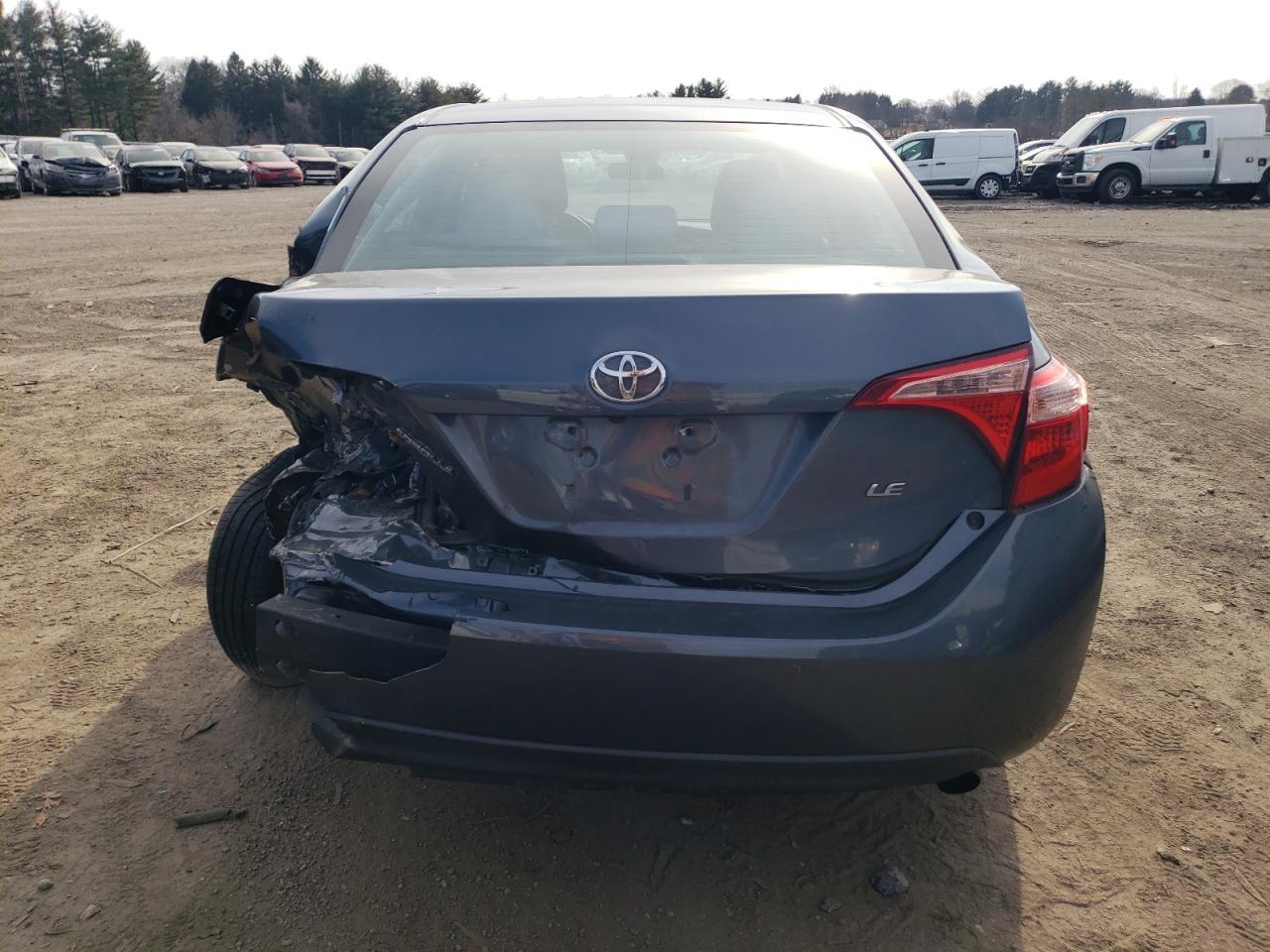 2018 TOYOTA COROLLA L - Image 6
