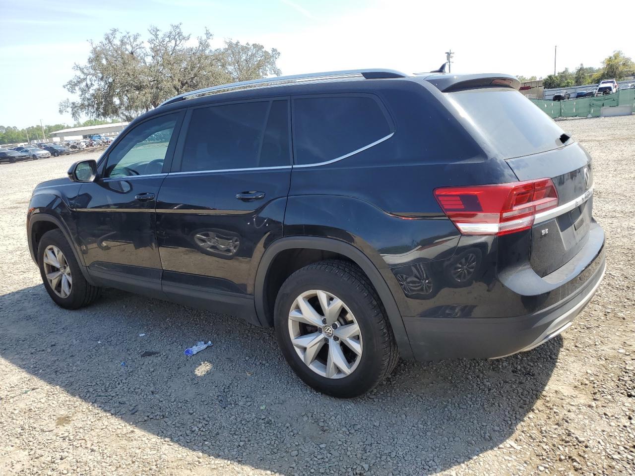 2018 VOLKSWAGEN ATLAS SE - Image 2
