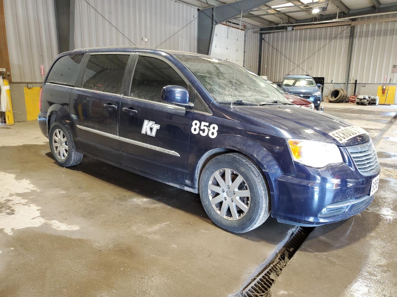 2014 CHRYSLER TOWN & COU - Фото 4