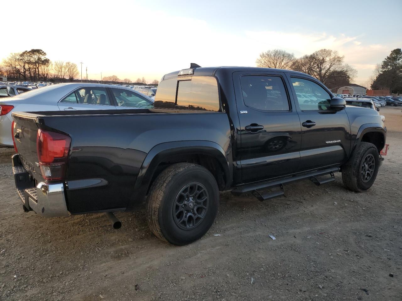 2018 TOYOTA TACOMA DOU - Image 3