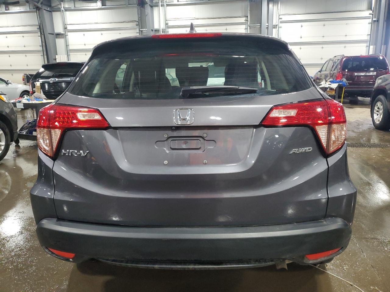 2018 HONDA HR-V LX - Фото 6