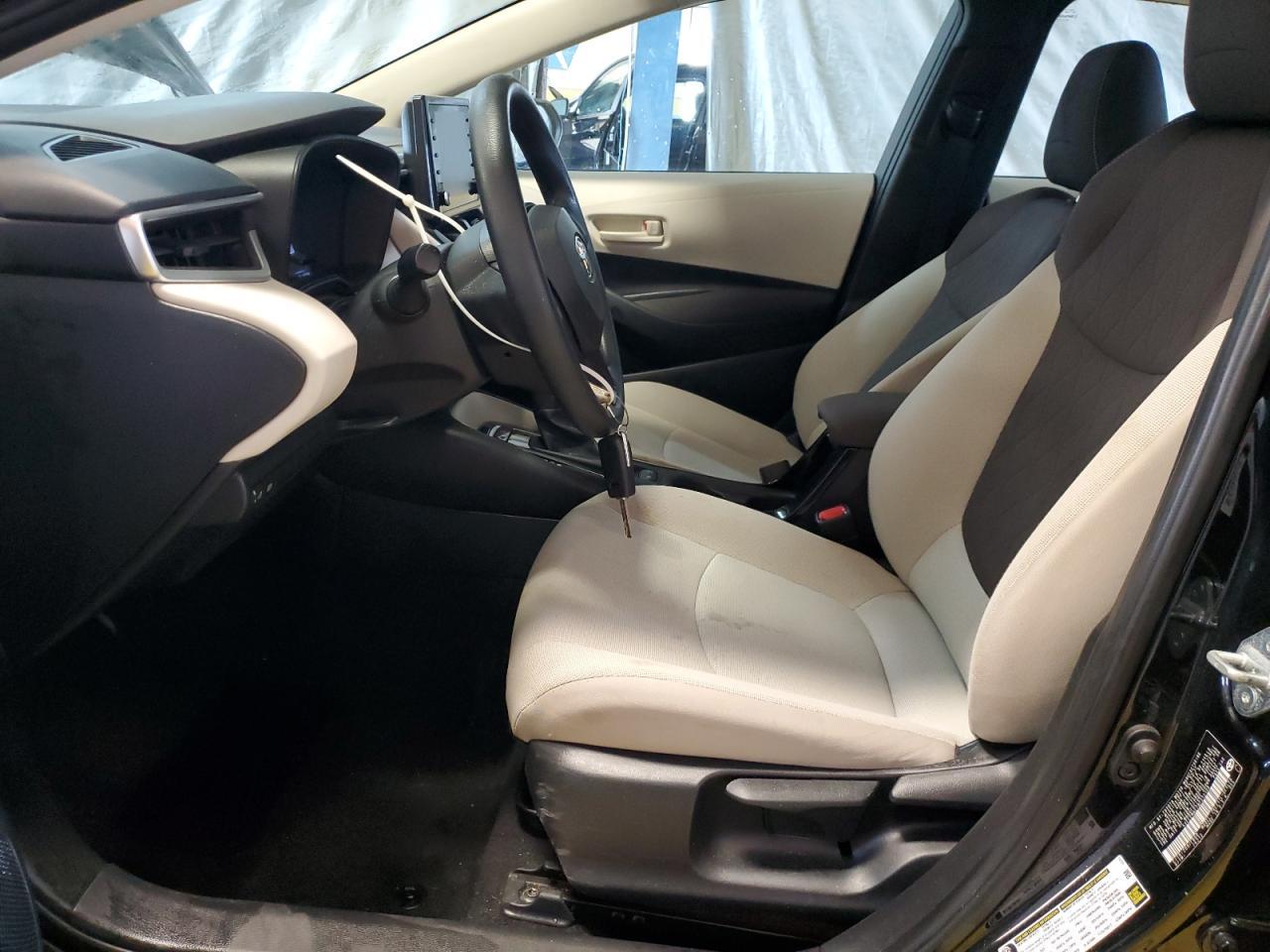 2022 TOYOTA COROLLA LE - Фото 7