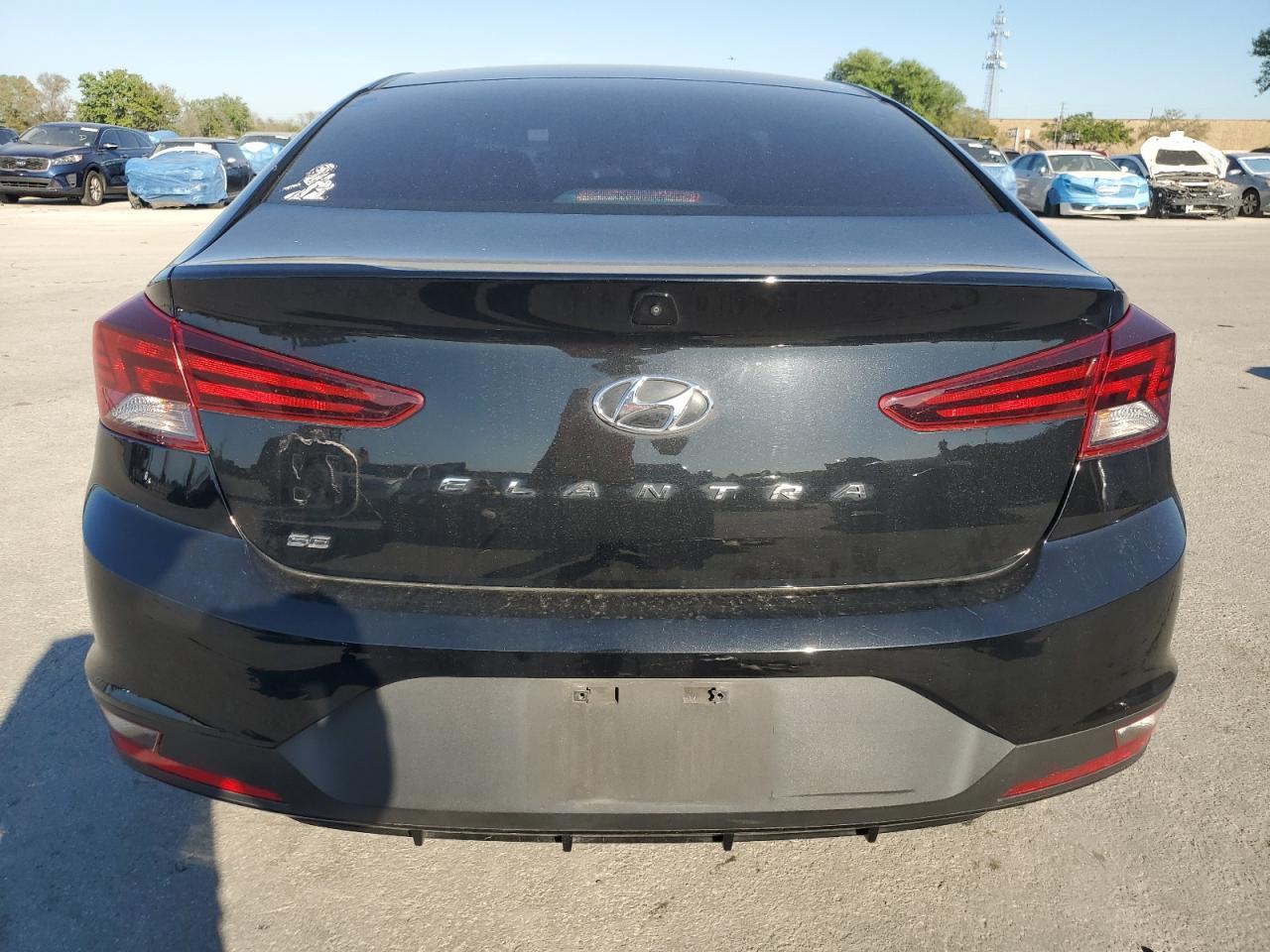 2019 HYUNDAI ELANTRA SE - Фото 6