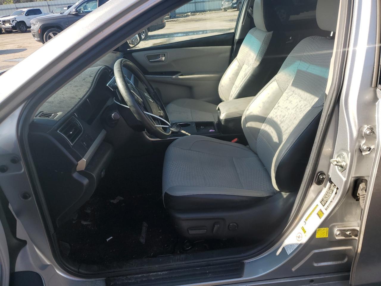2015 TOYOTA CAMRY LE - Фото 7