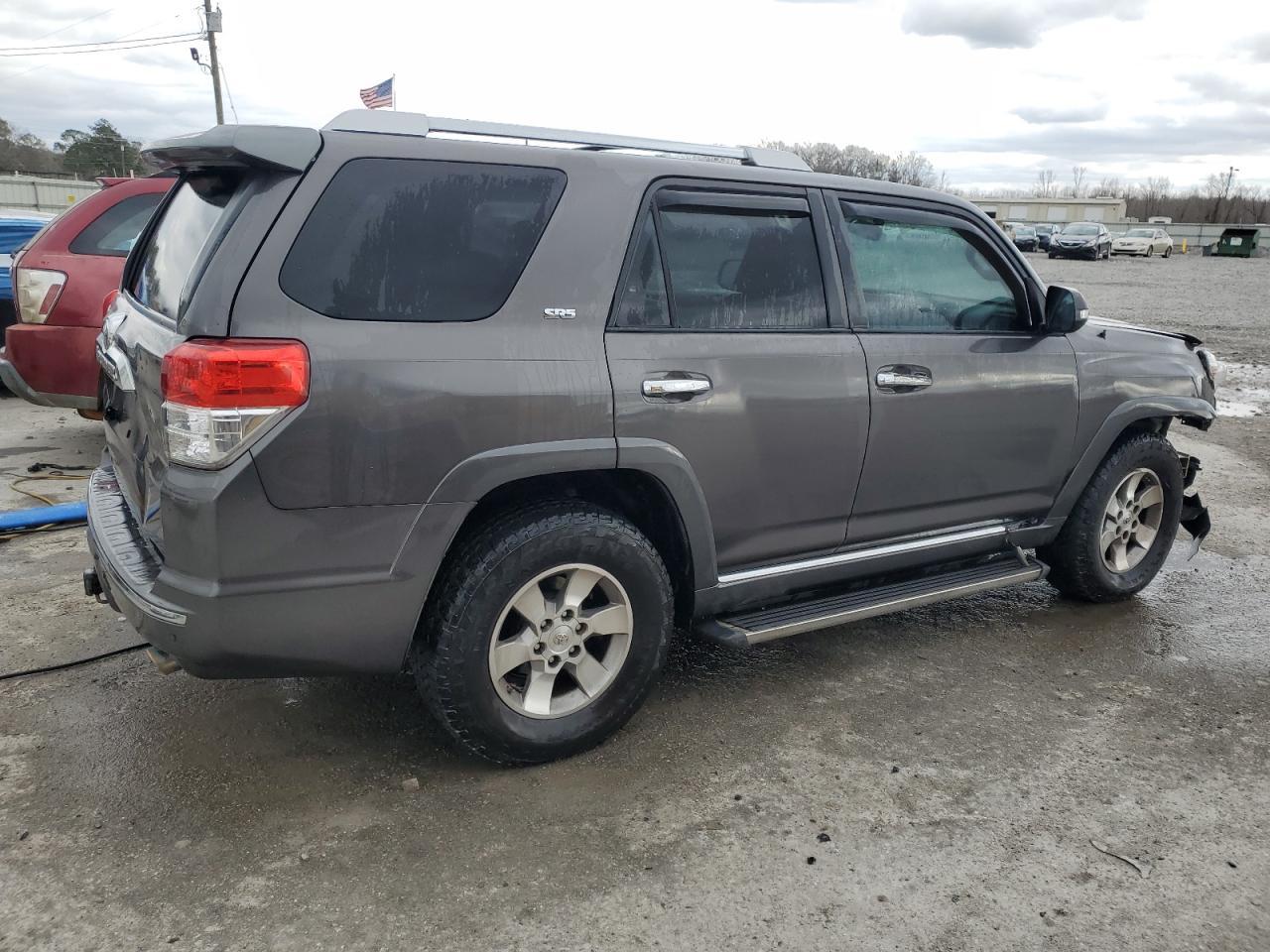 2011 TOYOTA 4RUNNER SR - Фото 3