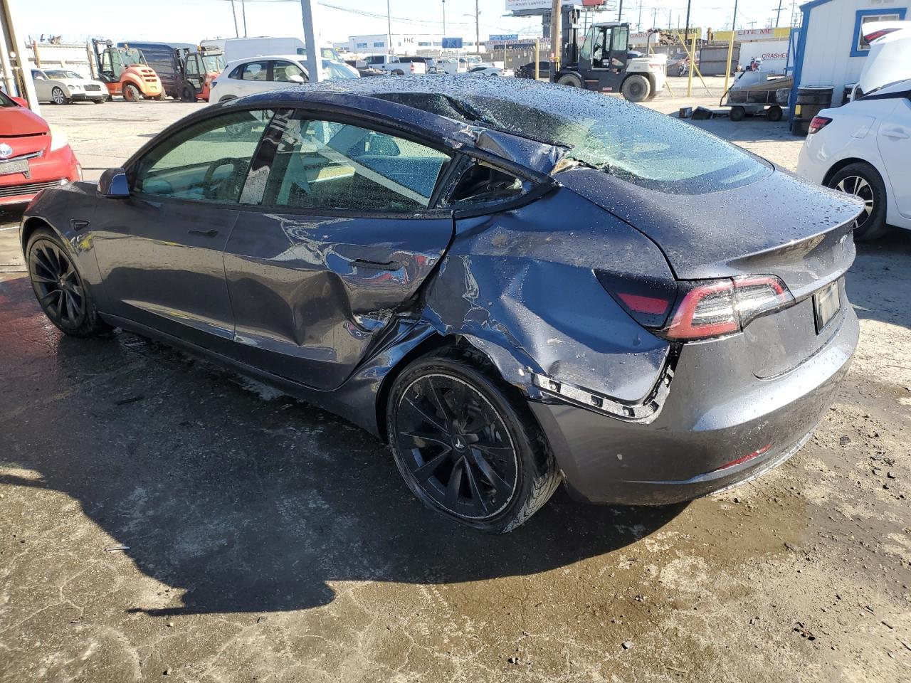 2022 TESLA MODEL 3 - Image 2