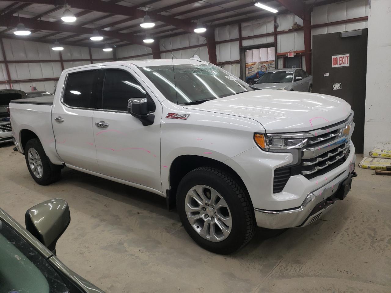 2023 CHEVROLET SILVERADO - Image 4