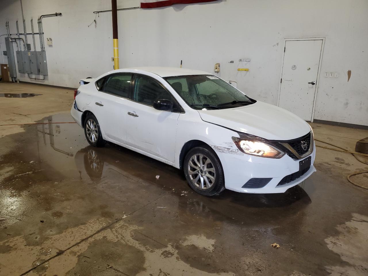 2018 NISSAN SENTRA S - Фото 4