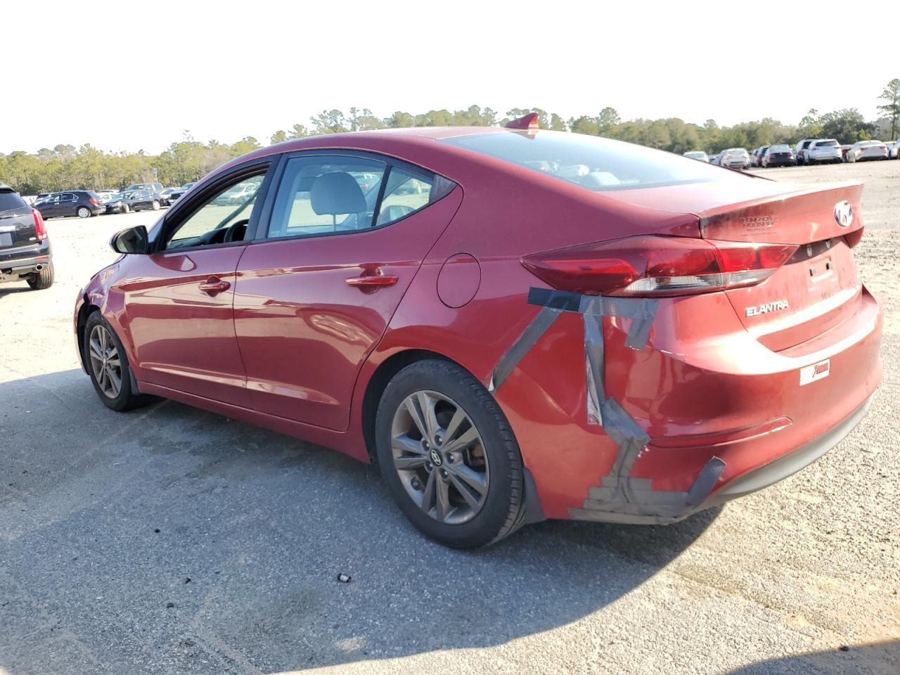 2018 HYUNDAI ELANTRA SE - Image 2