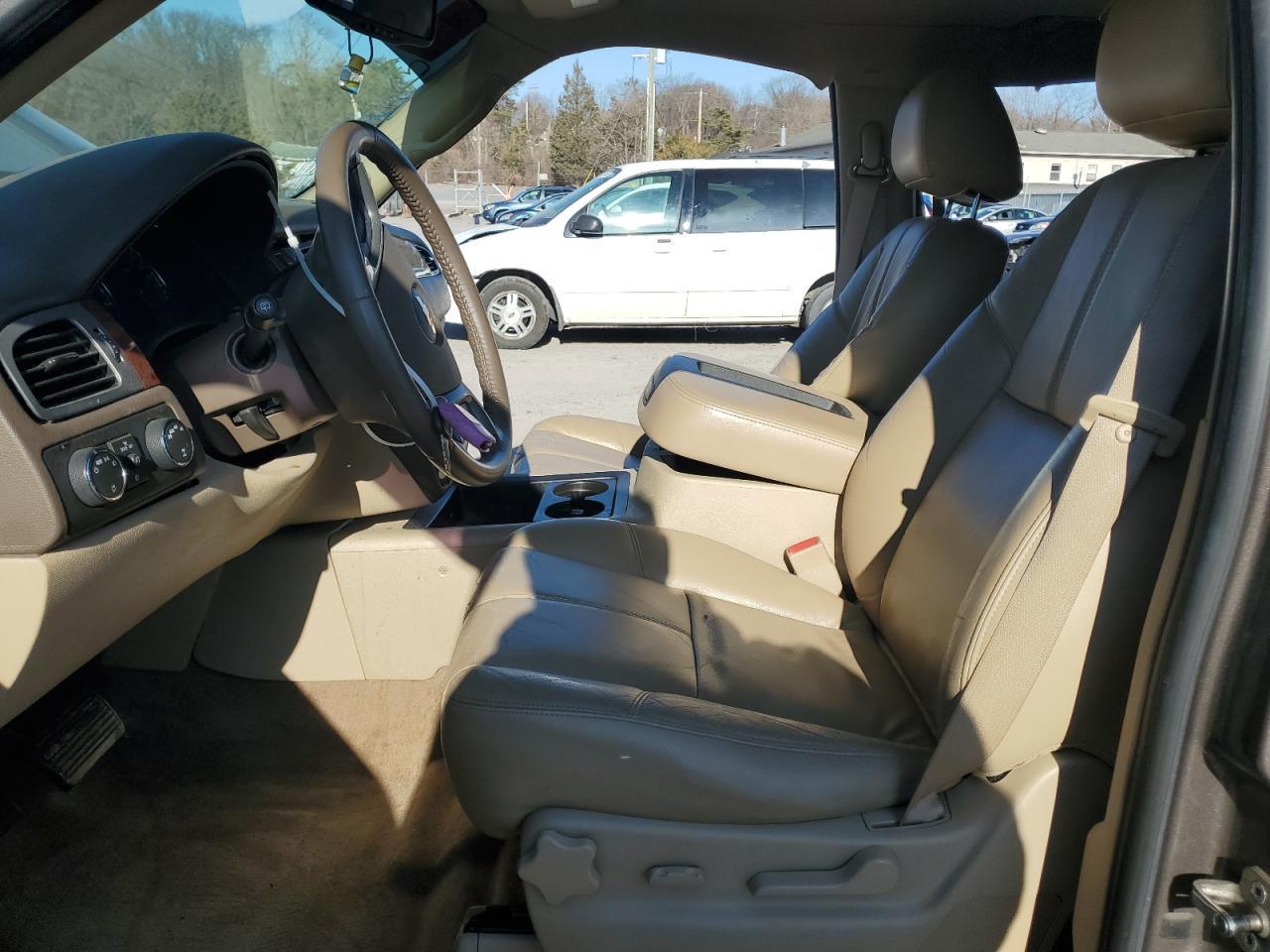 2011 CHEVROLET TAHOE K150 - Image 7