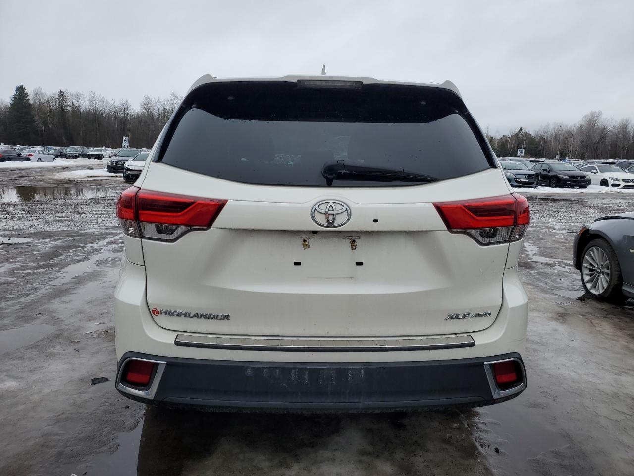 2019 TOYOTA HIGHLANDER - Фото 6
