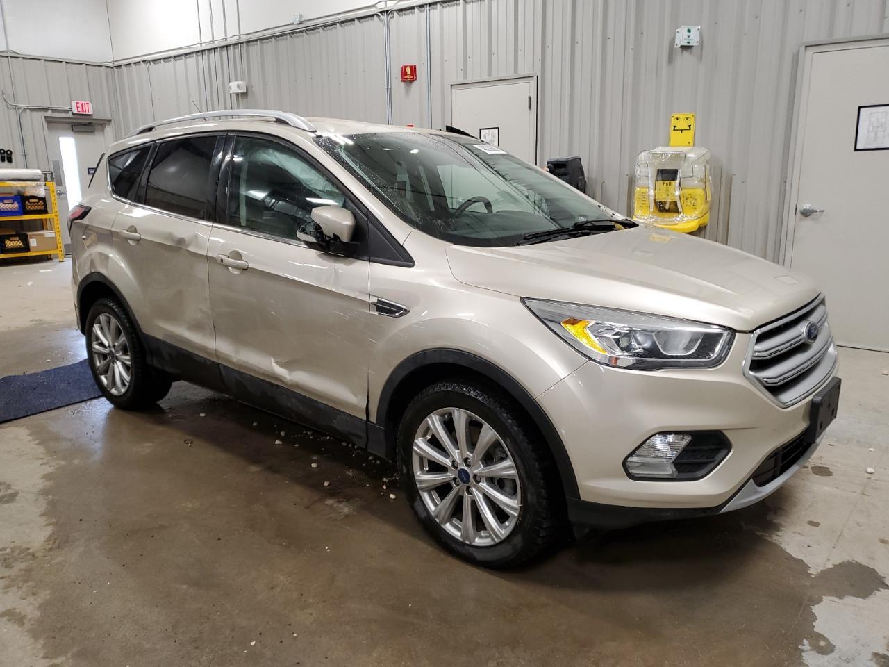 2017 FORD ESCAPE TIT - Image 4
