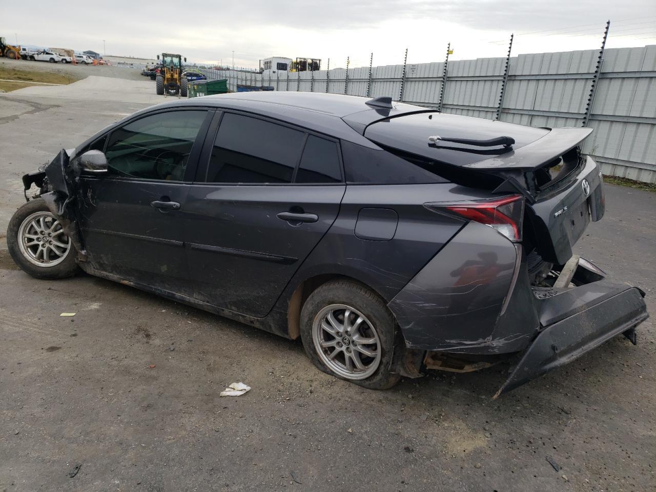 2016 TOYOTA PRIUS - Image 2