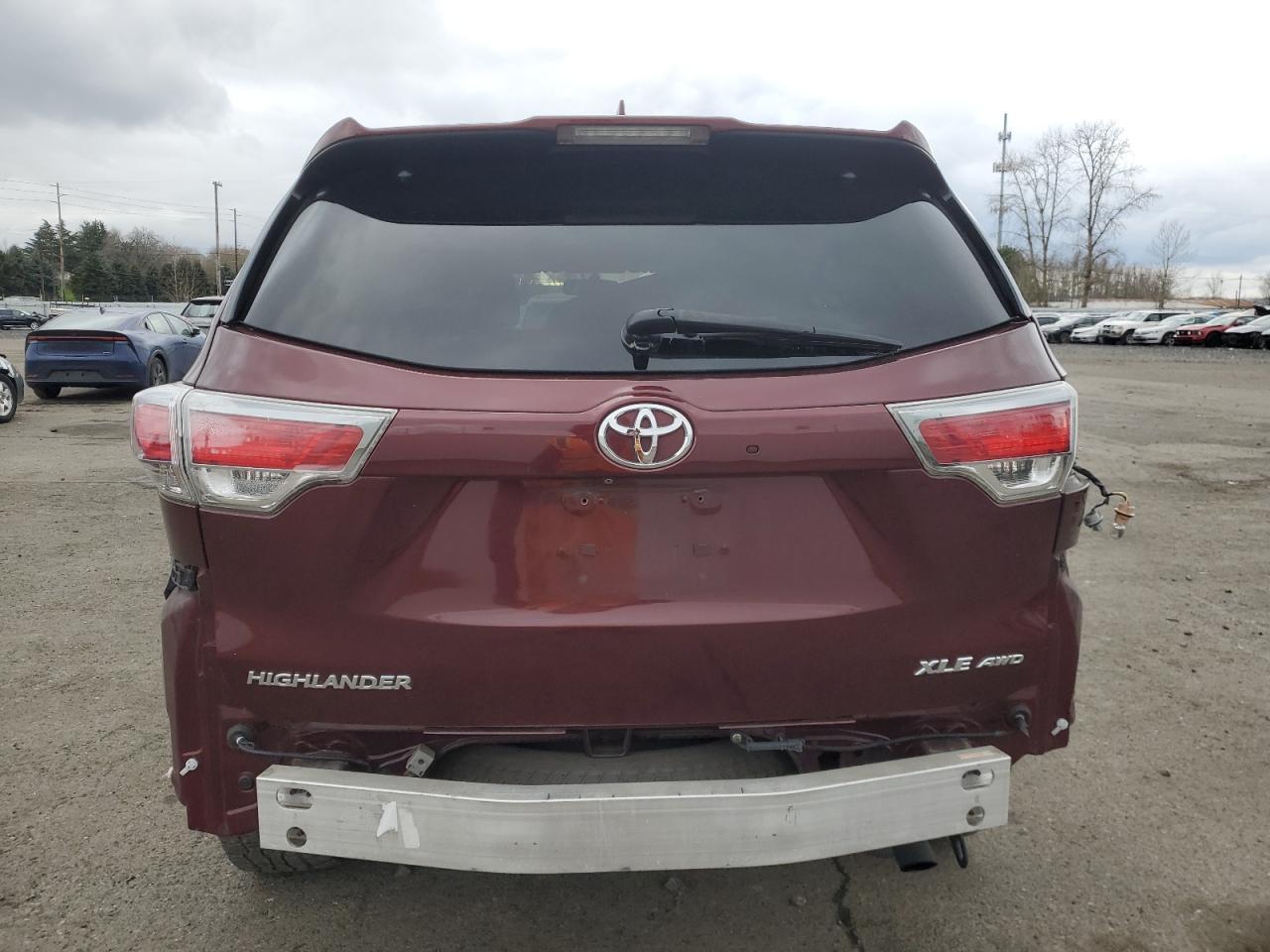 2014 TOYOTA HIGHLANDER - Image 6
