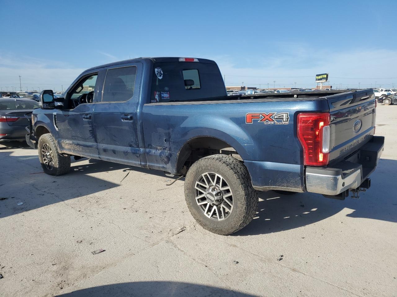 2017 FORD F350 SUPER - Фото 2