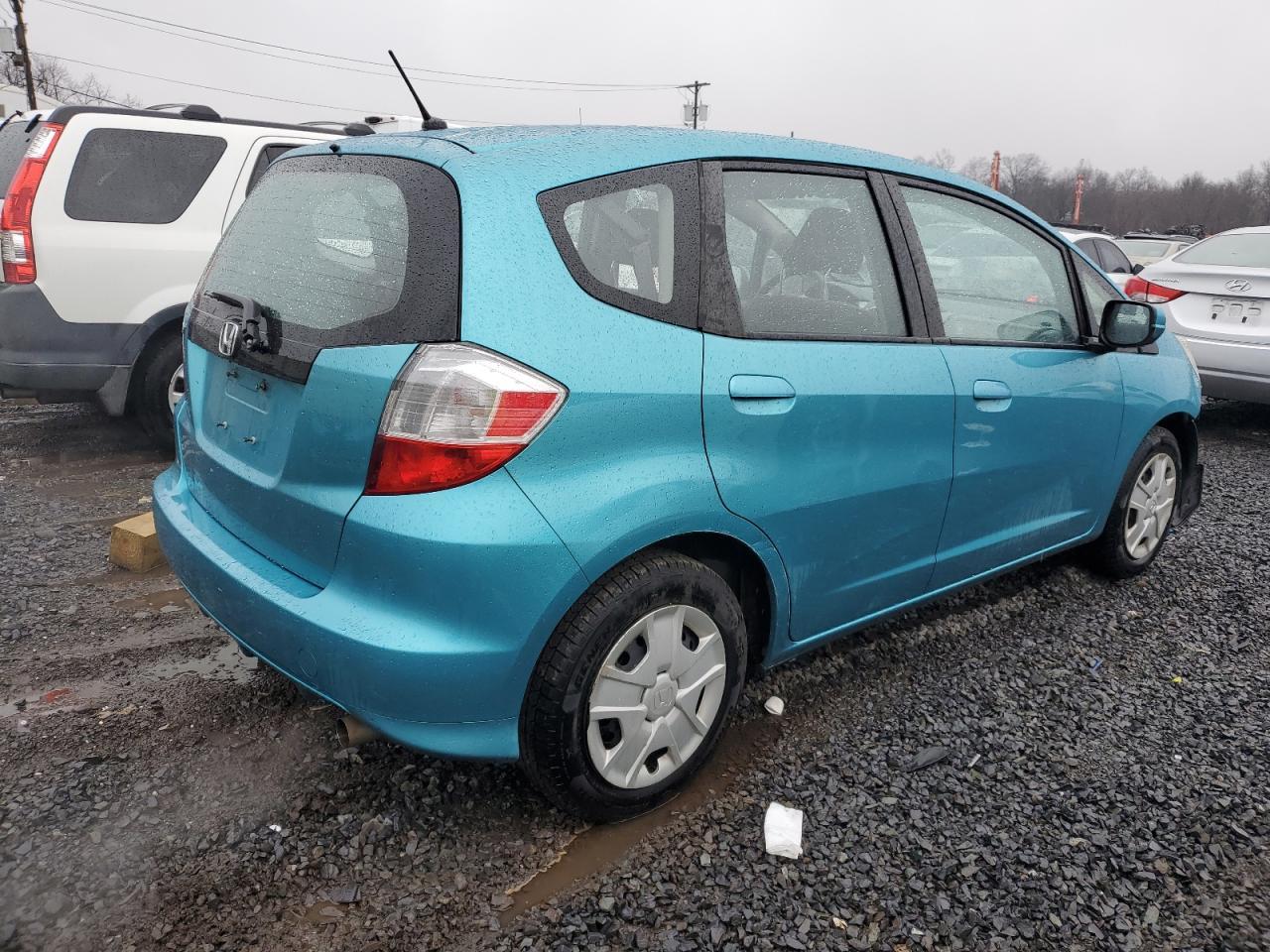 2013 HONDA FIT - Фото 3